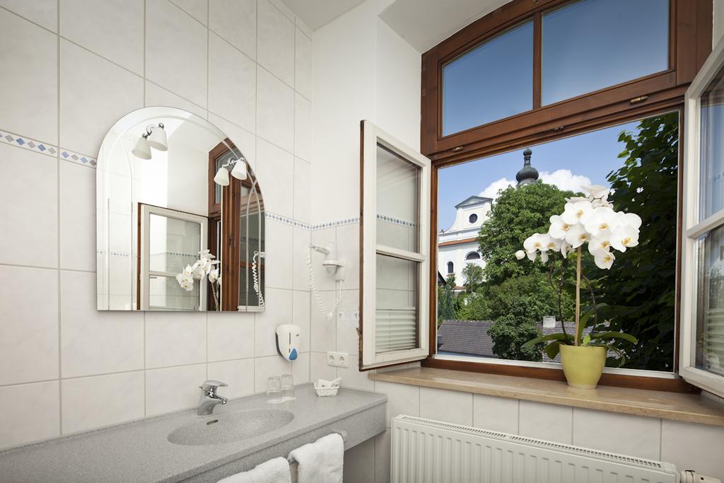 Hotel Angerbräu Murnau am Staffelsee Zimmer foto